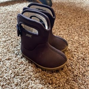 Children’s Bogs size 5